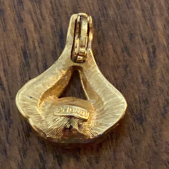 Monet Rhinestone Pearl Enhancer - Picture 2 of 3